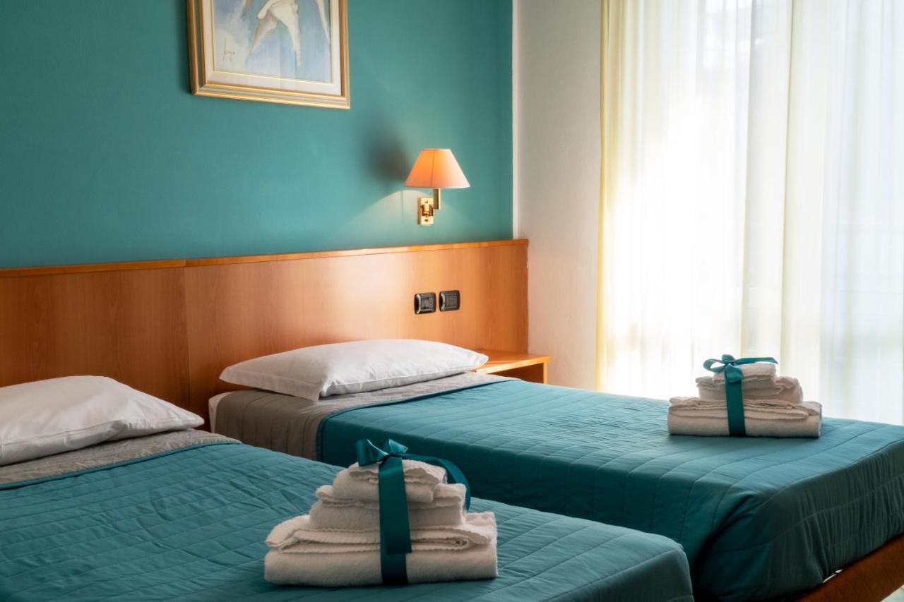 Hotel Alisei Lignano Sabbiadoro Kültér fotó