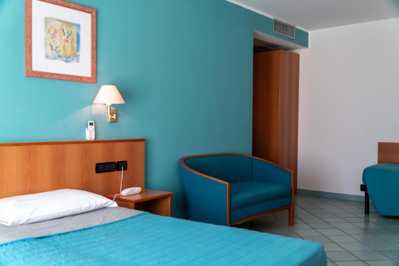 Hotel Alisei Lignano Sabbiadoro Kültér fotó