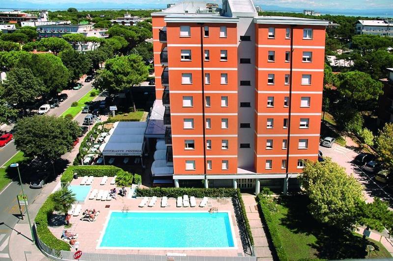 Hotel Alisei Lignano Sabbiadoro Kültér fotó