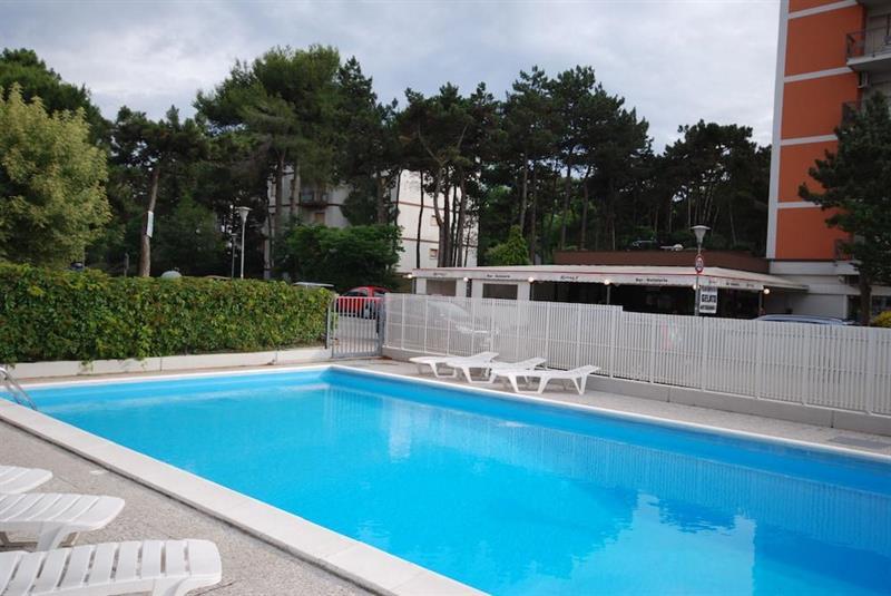 Hotel Alisei Lignano Sabbiadoro Kültér fotó